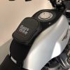 Moto Guzzi V7 850 Fascia Nera 01